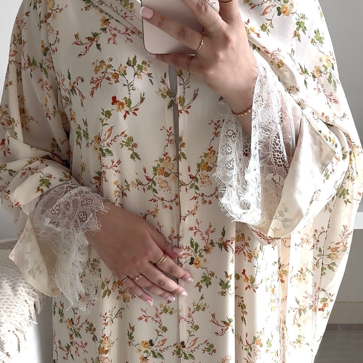 Printed Lace Abaya- Cream